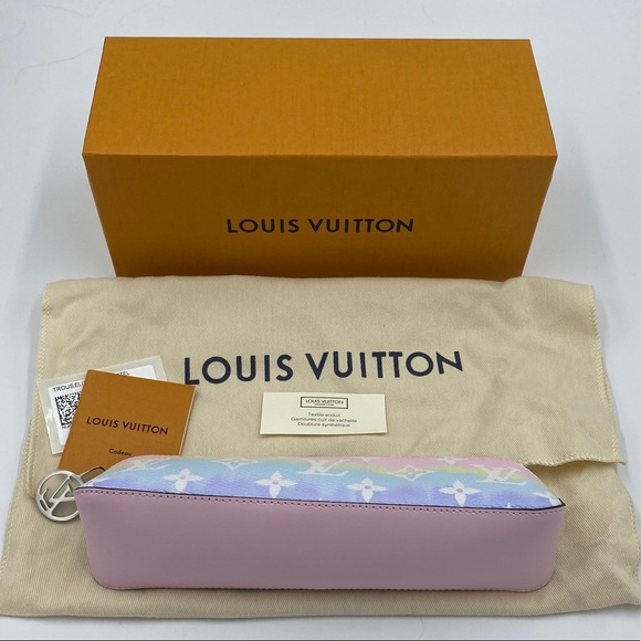NEW - Louis Vuitton Escale Elizabeth pouch - Picture 6 of 8